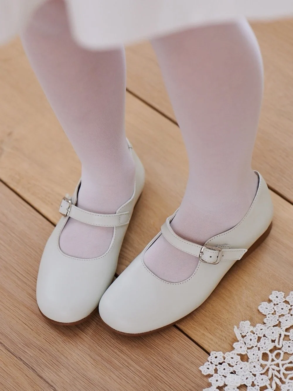 La Coqueta Ivory Nappa Leather Mary Jane Shoes Girls Size 27 EU / US 10